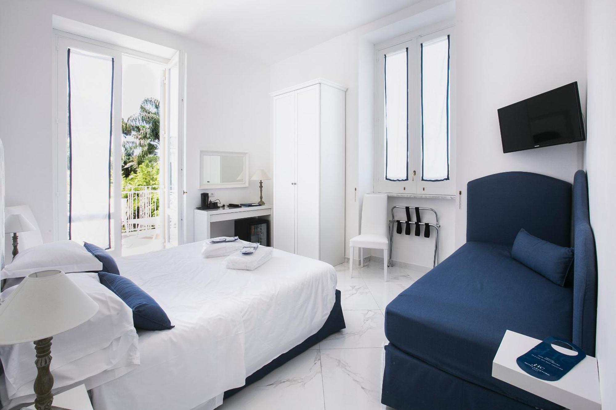Deluxe Double Room with Balcony